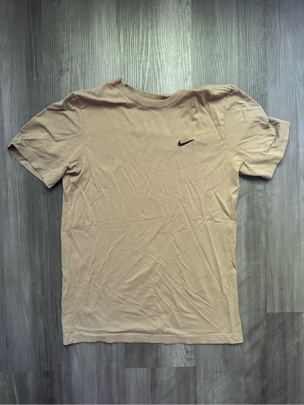 Nike Men's Tan Crew T-Shirt with Black Swoosh